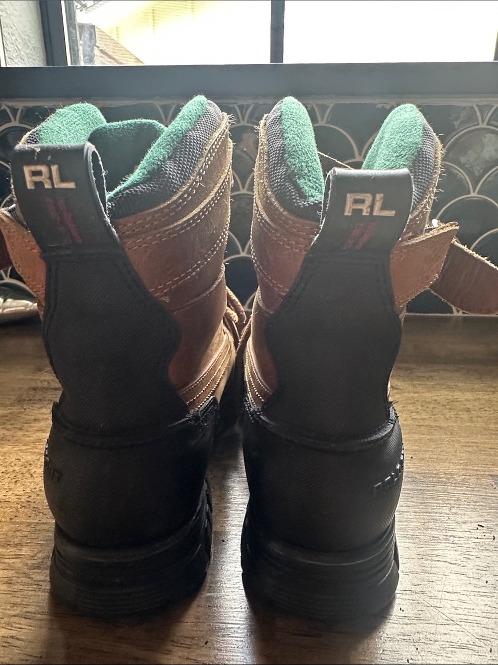 Polo by Ralph Lauren Brown Woman’s Lace-Up Leather Duck Boots with Teal Lining - Picture 9 of 9